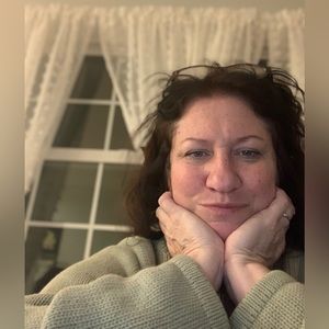 Meet your Posher, Deb